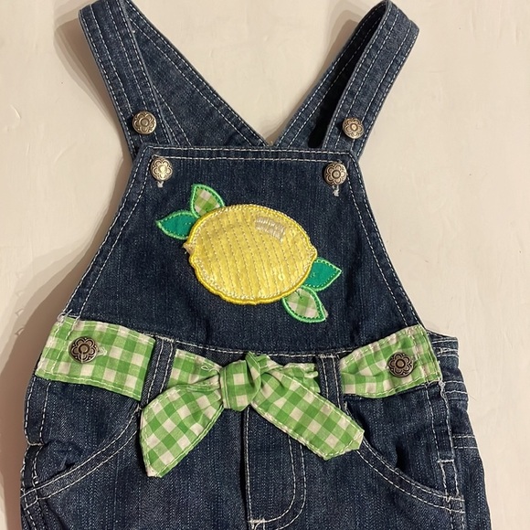 Baby girl 12 M shortalls sequins lemon appliqué / attached green check tie belt - Picture 10 of 11